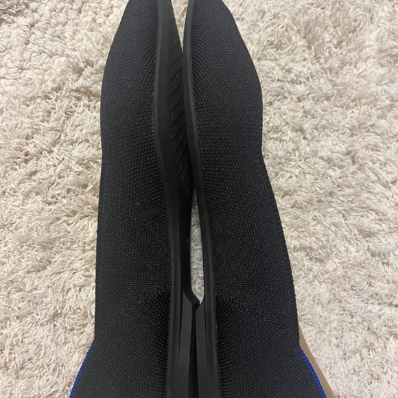 Rothy’s Point II - Picture 2 of 6